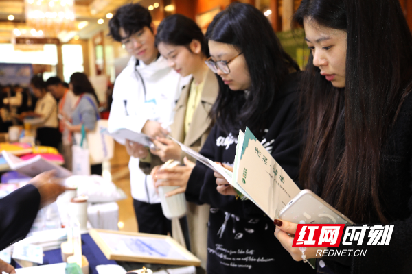 微信图片_20251212093555.jpg 微信图片_20251212093555.jpg