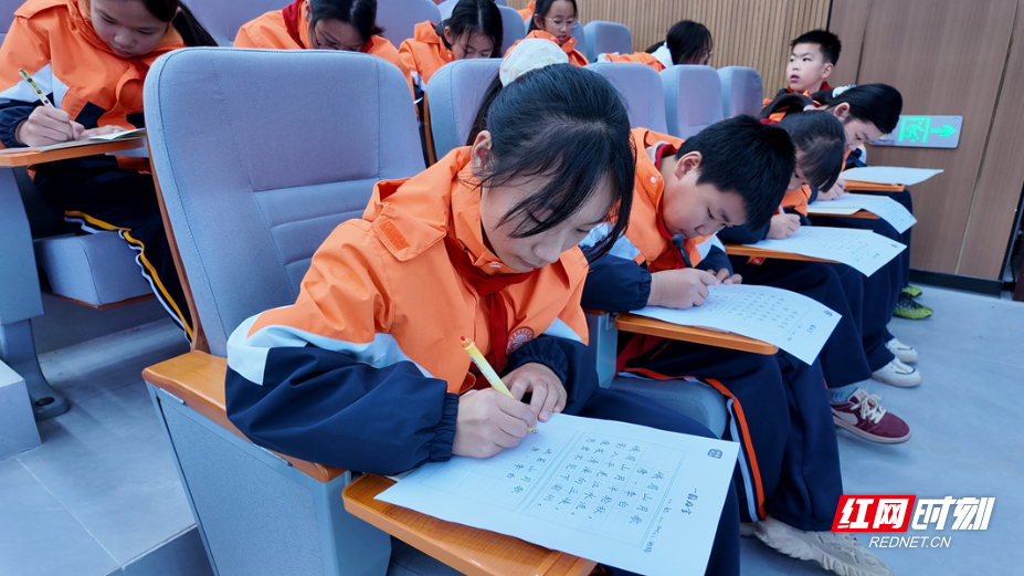 微信图片_20251212165411_15_738.jpg 微信图片_20251212165411_15_738.jpg