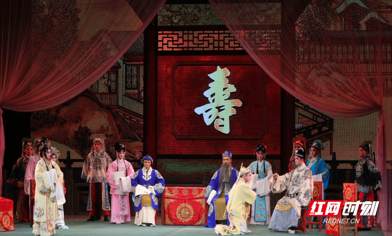 2025-12-16 文化馆委培生 艺校 毕业汇演 飞鹰摄影576043.JPG 2025-12-16 文化馆委培生 艺校 毕业汇演 飞鹰摄影576043.JPG