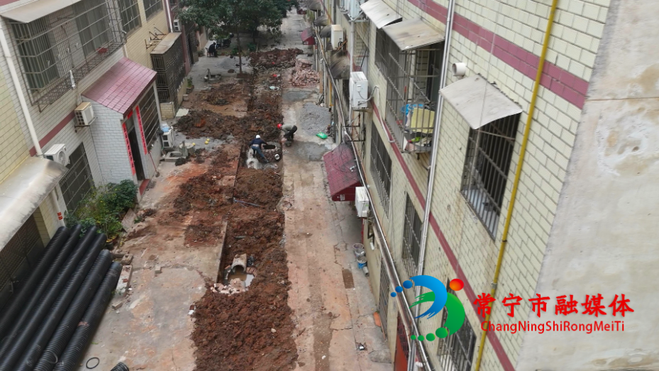 两江社区：告别出门烦心事“改”出居民好心情 (1).png