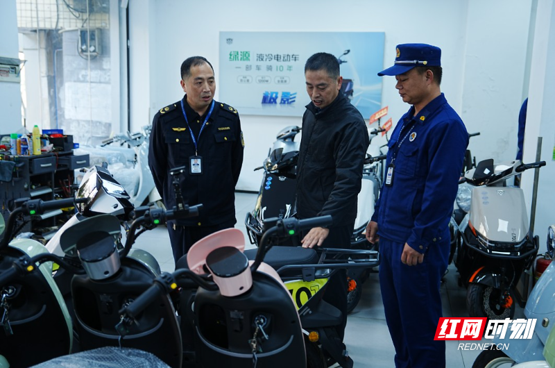 微信图片_20251222090713_228.jpg 微信图片_20251222090713_228.jpg