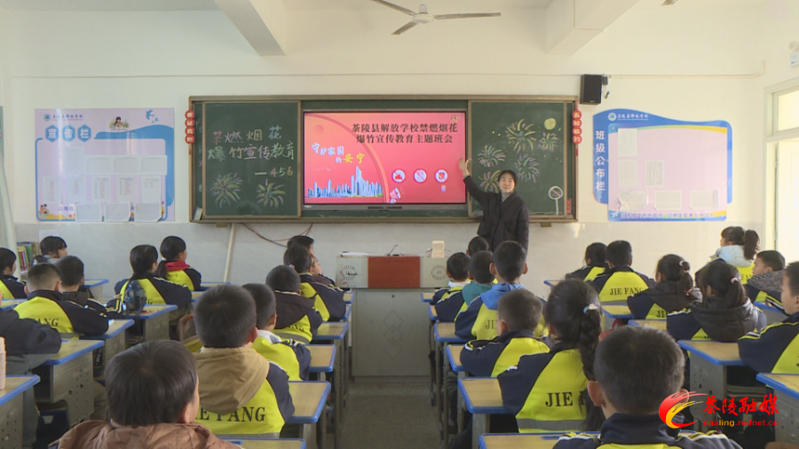 dee7ea27be36710a33792f297243976f_38bbYfjCTmoA.bmp dee7ea27be36710a33792f297243976f_38bbYfjCTmoA.bmp