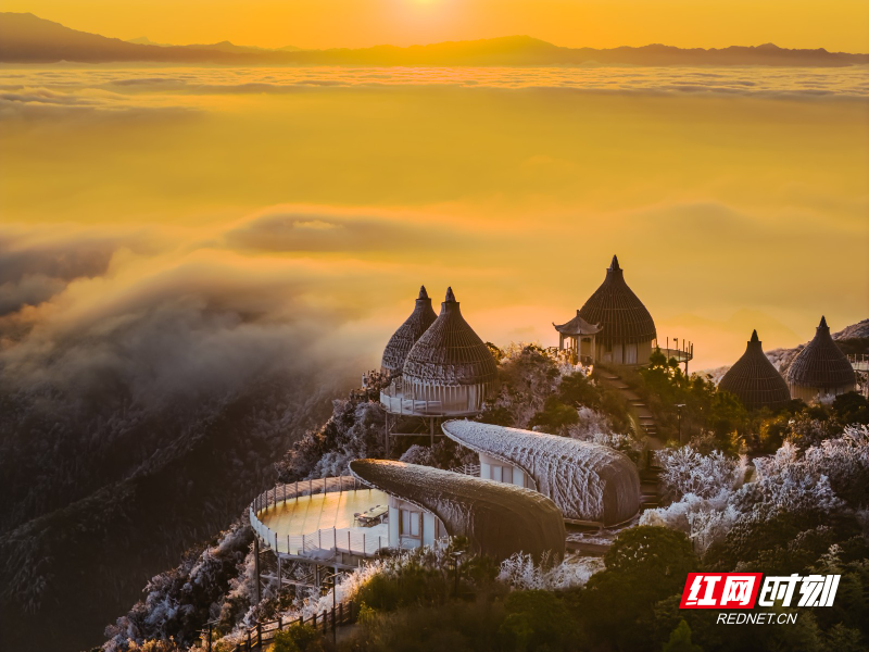 回龙山雪景日出2 车天雪 摄.jpg