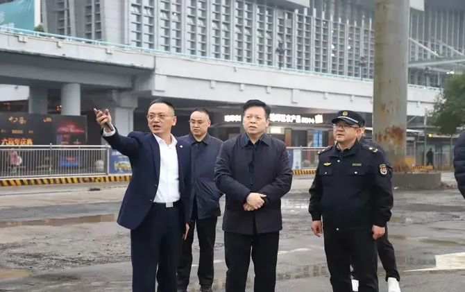 魏中发调度高铁衡阳东站网约车通道改造工作