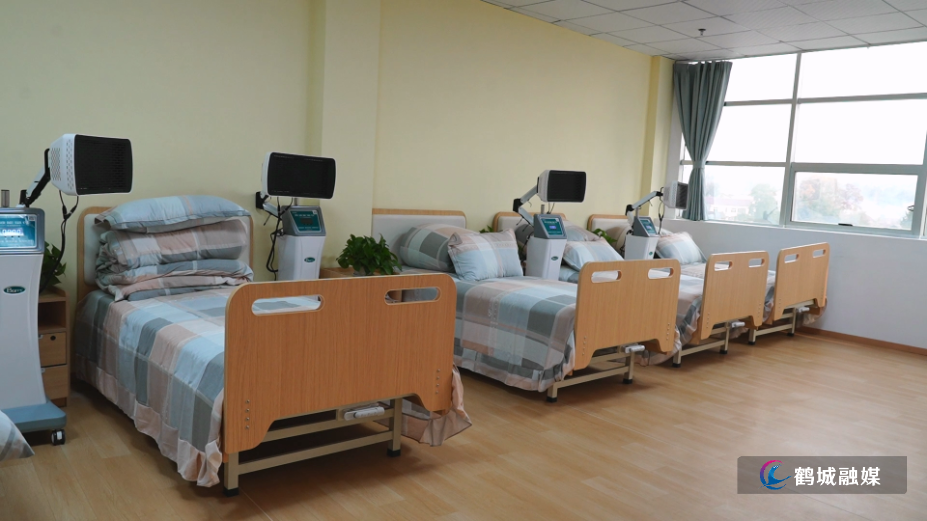 政企携手筑暖巢 鹤城区养老服务再添新动能.mp4_000010.429.png