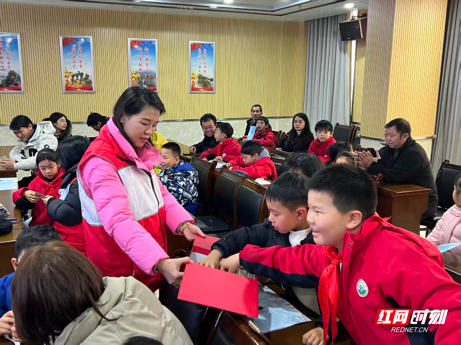 0d4ebdb2919a4e4e57857e1582ef682.jpg 0d4ebdb2919a4e4e57857e1582ef682.jpg