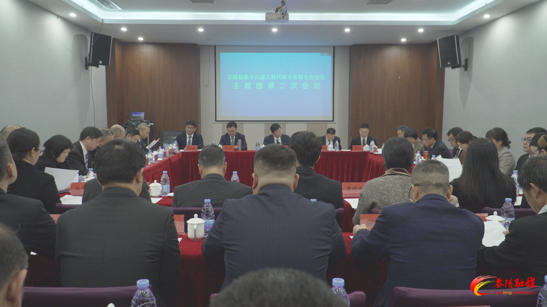 6ux6gcdq258A.bmp 6ux6gcdq258A.bmp