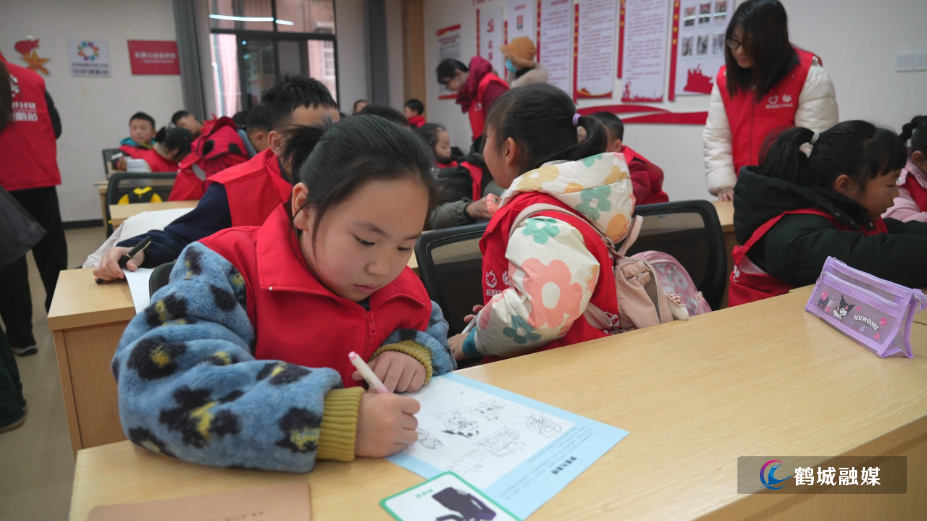 初编 社区寒假托管班开班 解决假期儿童看护难题 .mp4_000050.663.png