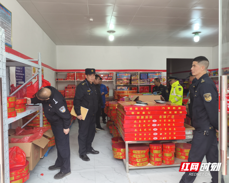 专项督导春节期间烟花爆竹_副本.jpg