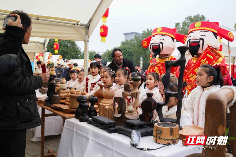 东江湖文化集市 袁利华 摄DSC01423.jpg