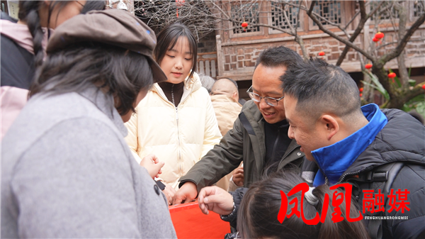 Still0218_00002.png Still0218_00002.png