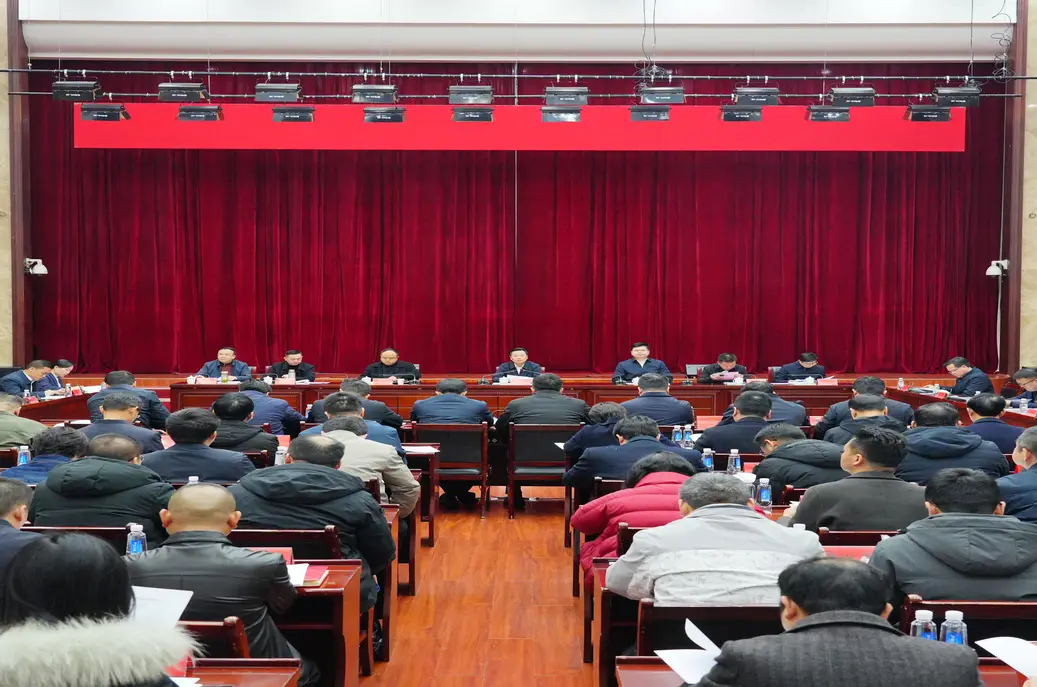 2025年度乡镇（街道）和区直行业系统党（工）委书记抓基层党建工作述职评议会议召开