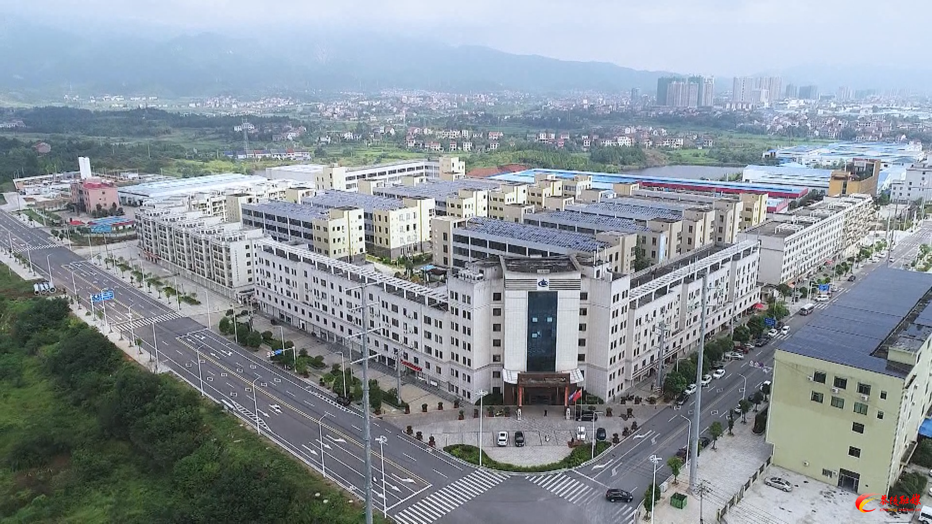 9bb6e9e490cc59328cce8703089897d7_eH7T0qGihG0A.bmp 9bb6e9e490cc59328cce8703089897d7_eH7T0qGihG0A.bmp