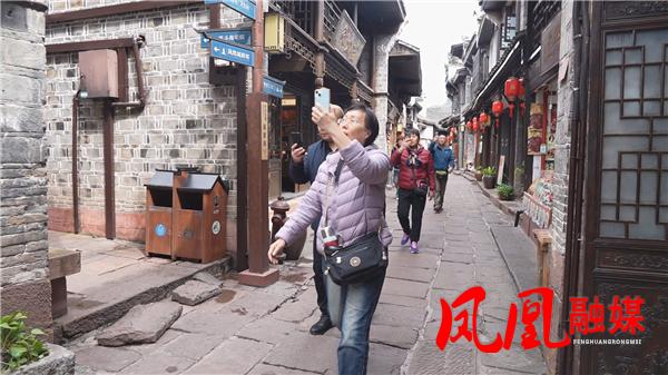 Still0304_00006.png Still0304_00006.png