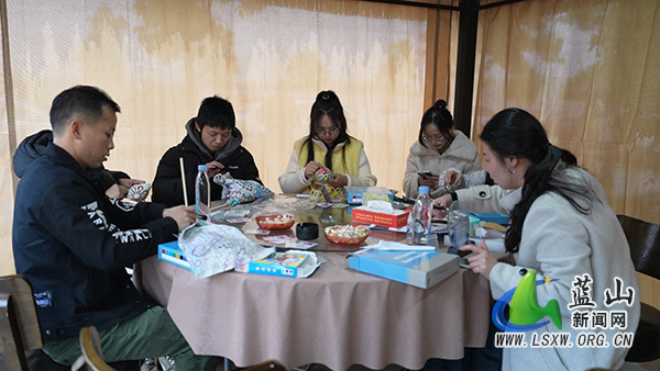 蓝山县举办2026年“县级领导来说媒”青年联谊活动2.jpg 蓝山县举办2026年“县级领导来说媒”青年联谊活动2.jpg