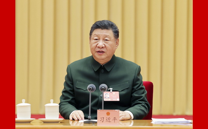 习近平出席解放军和武警部队代表团全体会议