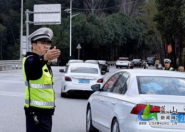 40天平稳有序 蓝山2026年春运圆满收官3.jpg 40天平稳有序 蓝山2026年春运圆满收官3.jpg