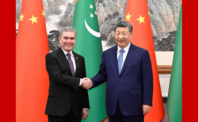 习近平会见土库曼斯坦民族领袖、人民委员会主席别尔德穆哈梅多夫