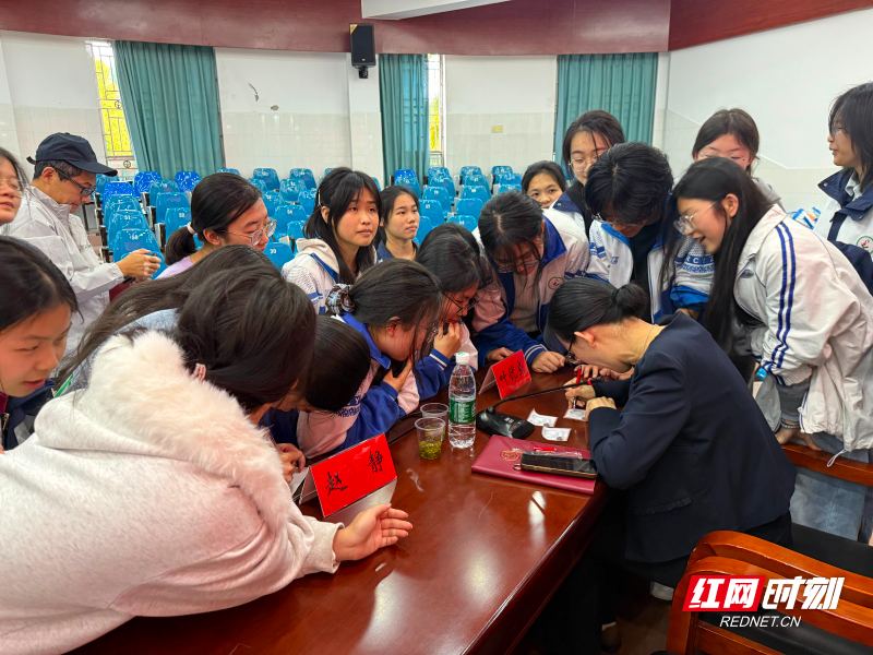 IMG_2821.JPG IMG_2821.JPG