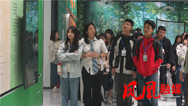 Still0404_00001_副本.png Still0404_00001_副本.png