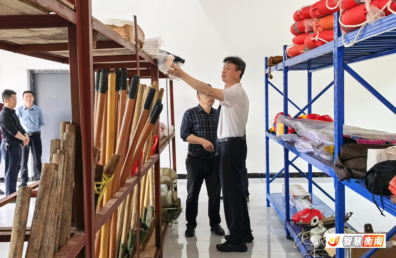 ffdae04ce352b9c0cdc741a74f6593df.jpg ffdae04ce352b9c0cdc741a74f6593df.jpg