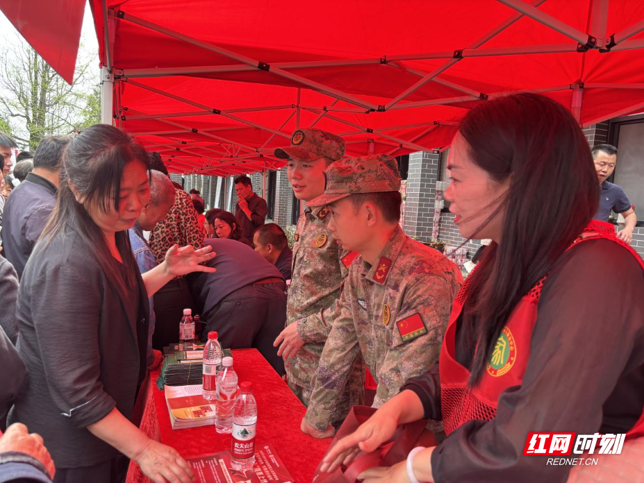 图片22.jpg 图片22.jpg