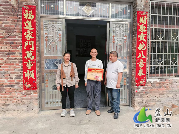 所城镇:一纸喜报暖军属,满门荣光慰故乡.jpg 所城镇:一纸喜报暖军属,满门荣光慰故乡.jpg