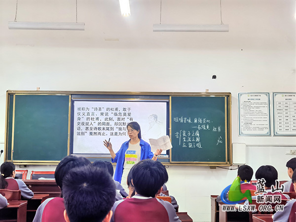 蓝山县初中语文名师工作室下乡送教至湘源学校.jpg 蓝山县初中语文名师工作室下乡送教至湘源学校.jpg