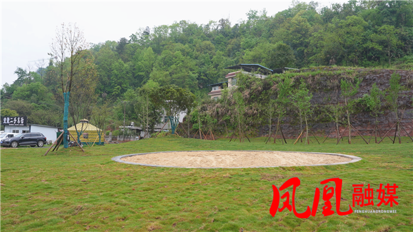 Still0415_00013.png Still0415_00013.png