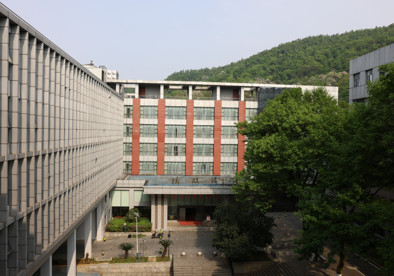 赵凯明：不当怕见风雨的泥菩萨