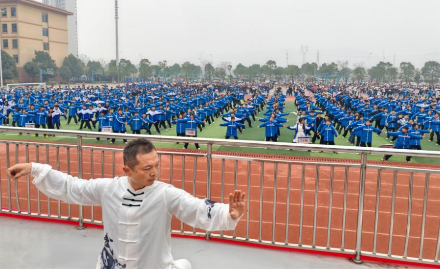 宁乡市滨江初级中学“五个一工程”激活体育育人新动能
