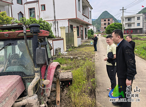 祠堂圩镇：抓实早稻生产 筑牢粮食安全防线.jpg