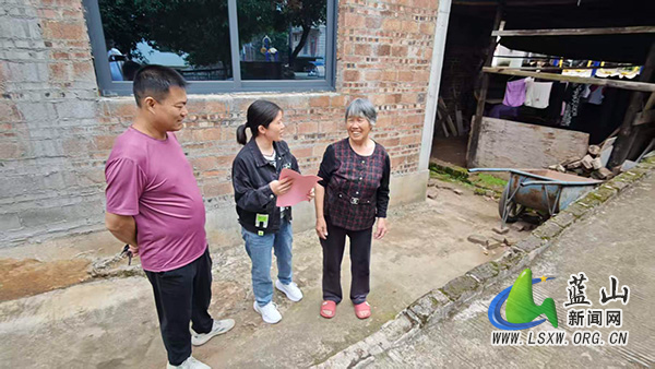 祠堂圩镇：住房安全走访宣传 筑牢群众居住安全防线.jpg