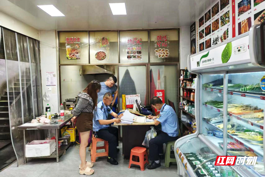 食品监管_副本.jpg