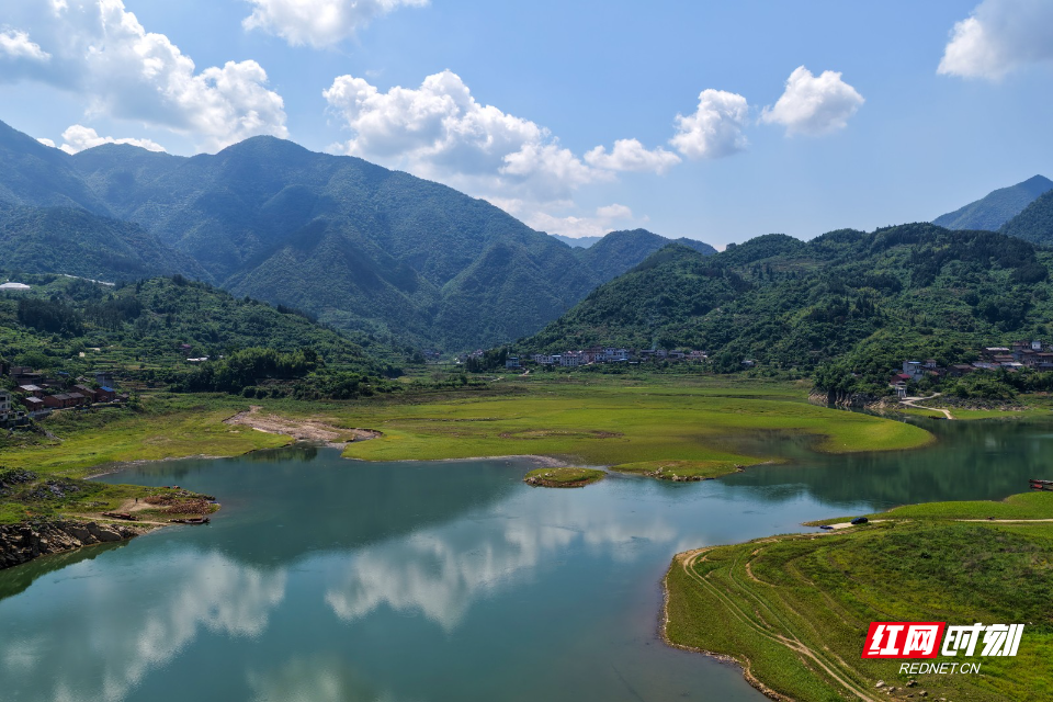 塘下草原 何洪海 摄DJI_20260505104328_0073_D.jpg