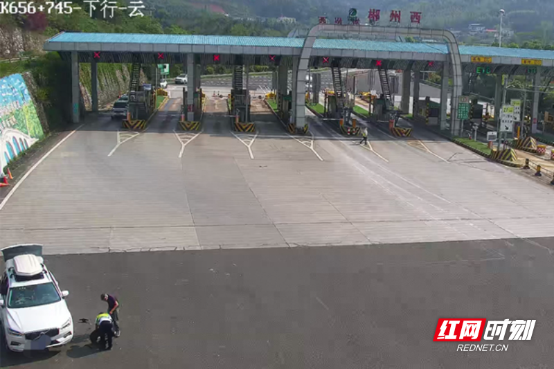 322b857e9b1804d149ac190b582f579e_副本.jpg
