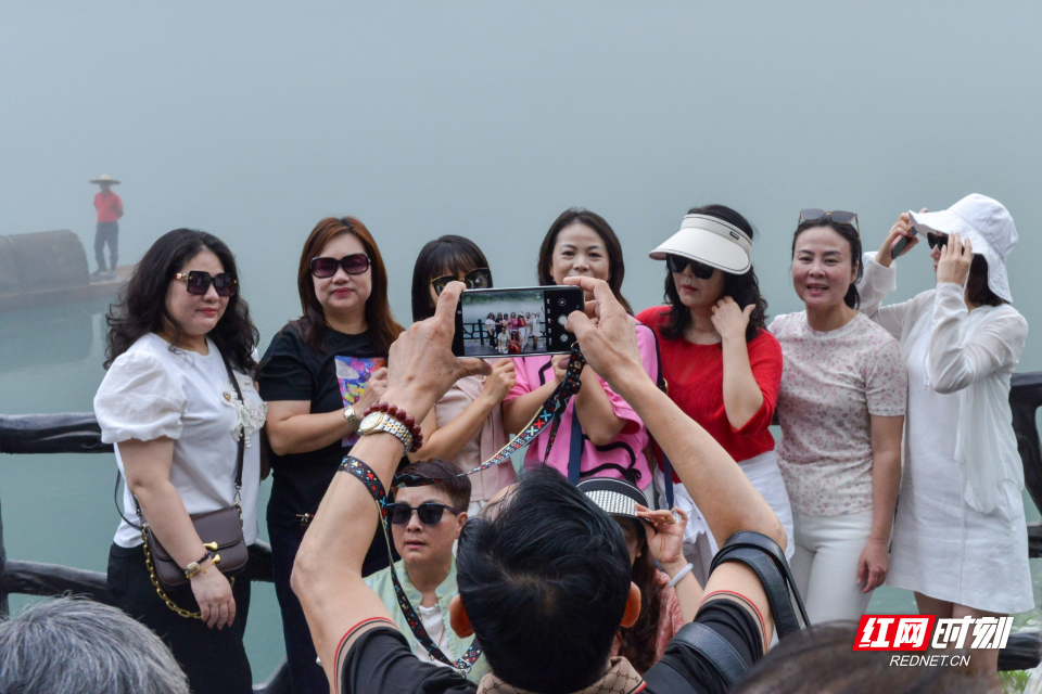 DSC_1595袁利华 摄2.jpg DSC_1595袁利华 摄2.jpg