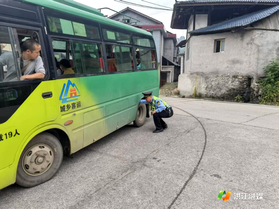 市交通运输综合执法行政执法大队.jpg
