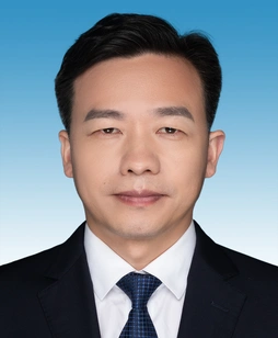 周　鹏