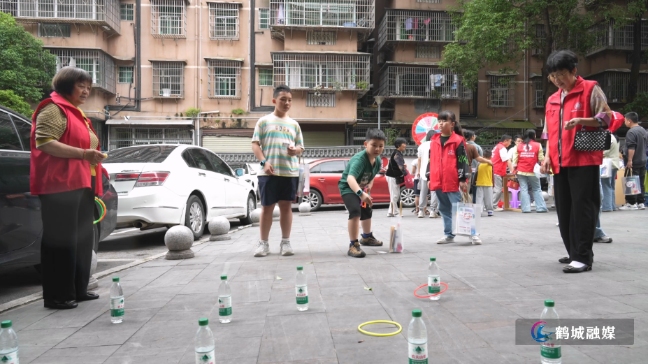 初编  心街坊六一.mp4_000013.190.png