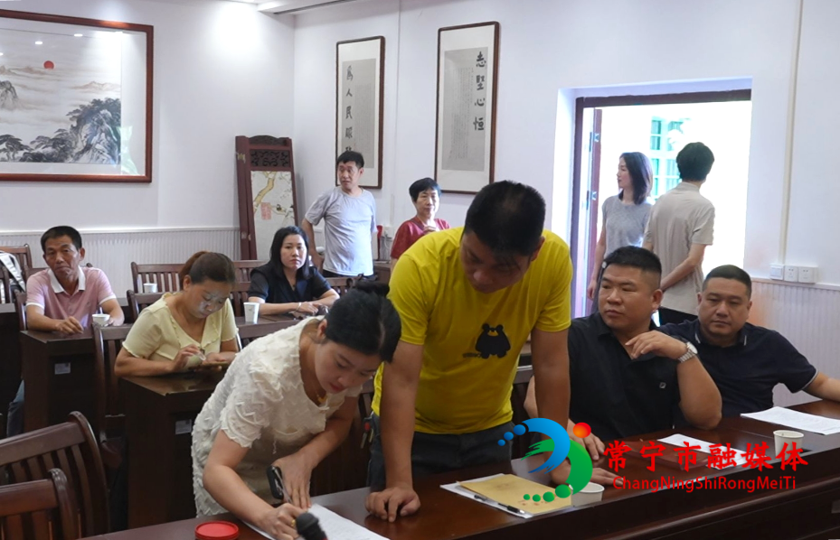 闲置公租房再分配 9户困难家庭喜获新居 (5)_看图王.jpg
