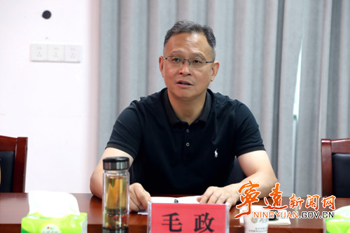 毛政深入乡镇调研殡葬改革工作2_副本500.jpg 毛政深入乡镇调研殡葬改革工作2_副本500.jpg