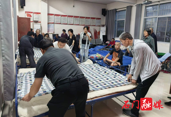 闻讯而动 快速处置 石门县全力迎战新一轮强降雨5.jpg 闻讯而动 快速处置 石门县全力迎战新一轮强降雨5.jpg