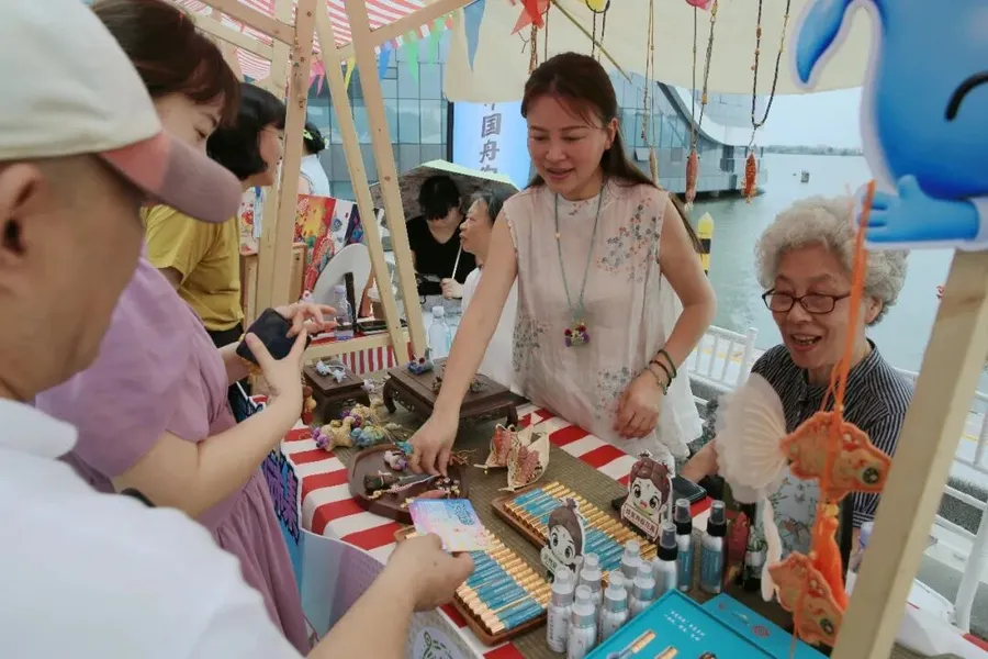 奔赴湖畔烟火！柳叶湖多巴胺市集6月26日热闹开市