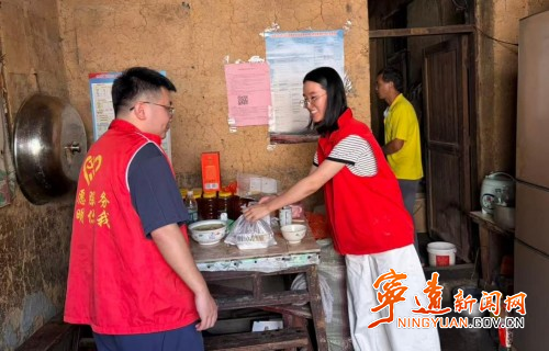 宁远县水市镇:长者食堂送餐上门 守护老人幸福“食”光_副本500.jpg 宁远县水市镇:长者食堂送餐上门 守护老人幸福“食”光_副本500.jpg