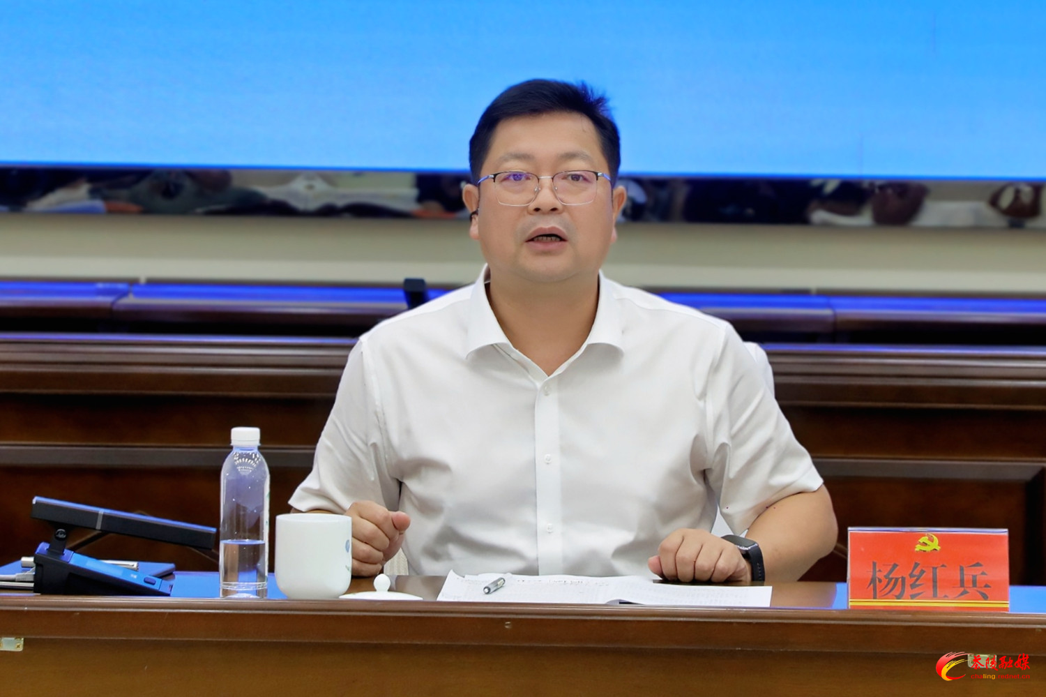 石材书记_副本.jpg