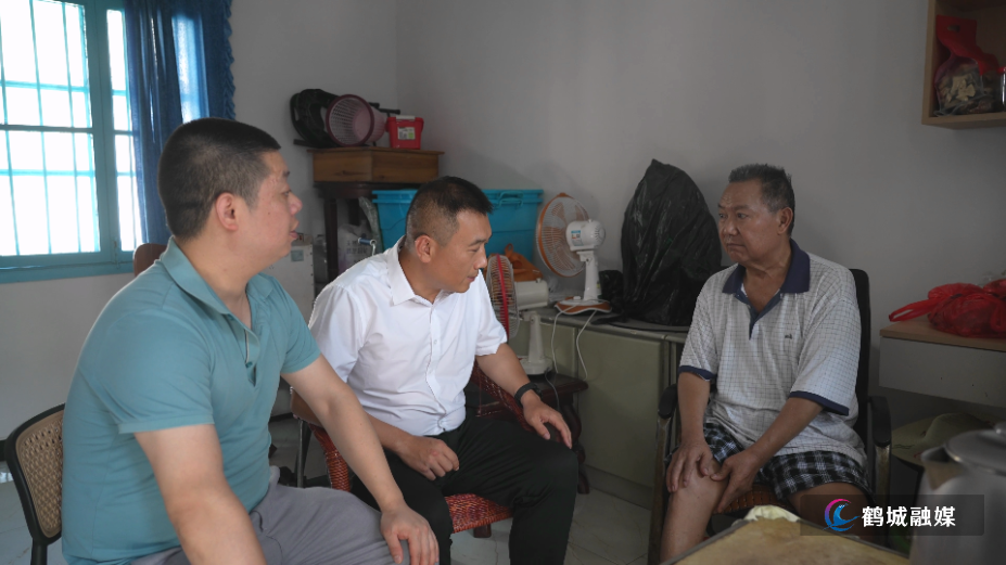 初编:鹤城区完成企业军转干部首次年审.mp4_000036.332.png 初编:鹤城区完成企业军转干部首次年审.mp4_000036.332.png