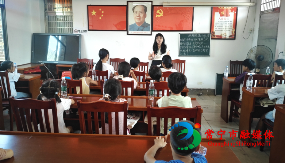 庙前镇:暑期托管进村部 孩子假期有去处 (2)_看图王.jpg 庙前镇:暑期托管进村部 孩子假期有去处 (2)_看图王.jpg