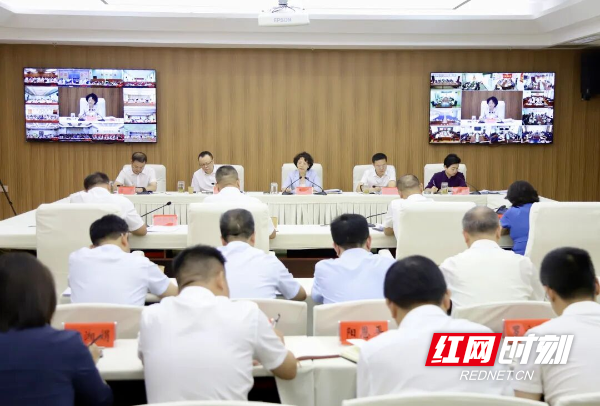让“听得见炮声的人”授课,邵阳破解基层干部本领恐慌(图2)