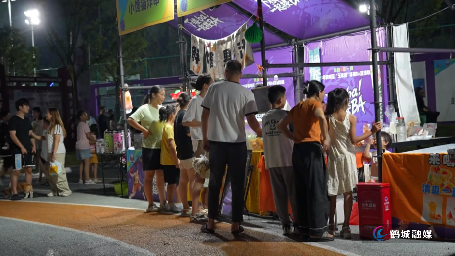 楼BA篮球联赛：赛场搭台 集市唱戏（半成品）.mp4_20260826_172340.193.jpg